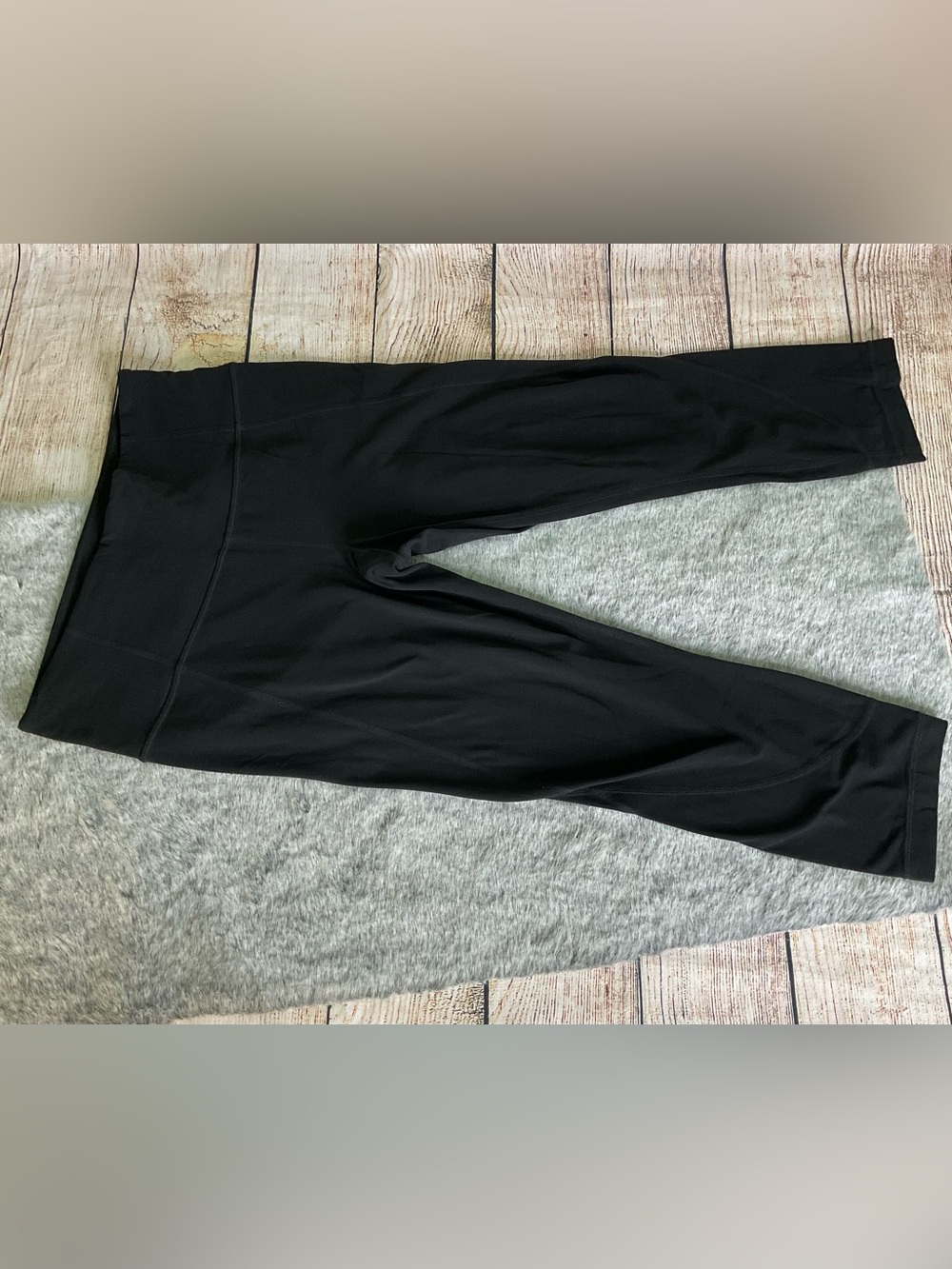 Athleta Black Capri Leggings Size M